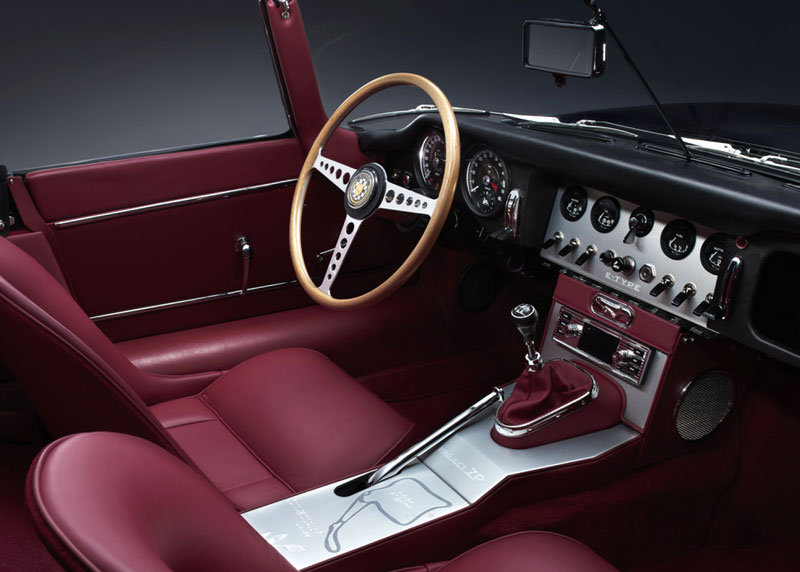 Jaguar Classic Pays Tribute to EType's First Racing Victories with E